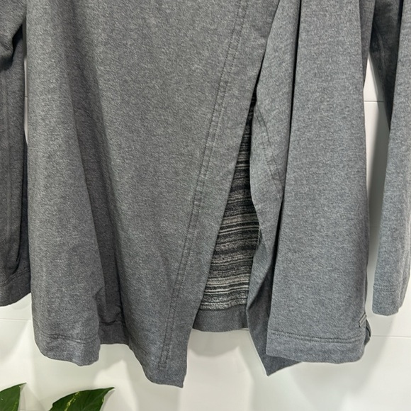 Lululemon Savasana Wrap Gray Jacket in Coal Open Sweater Gray Strata Stripe 6 - Picture 5 of 11